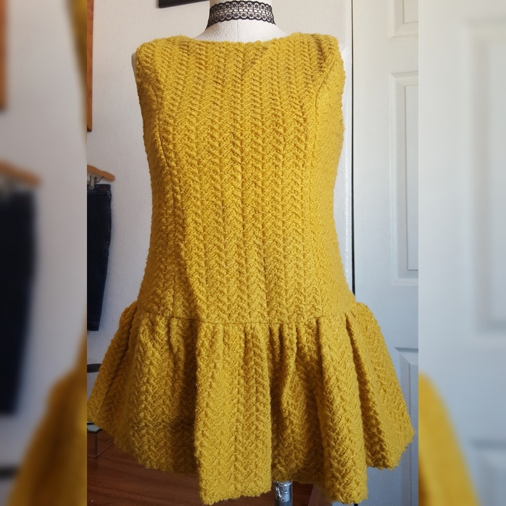 Beautiful Vintage Yellow Top